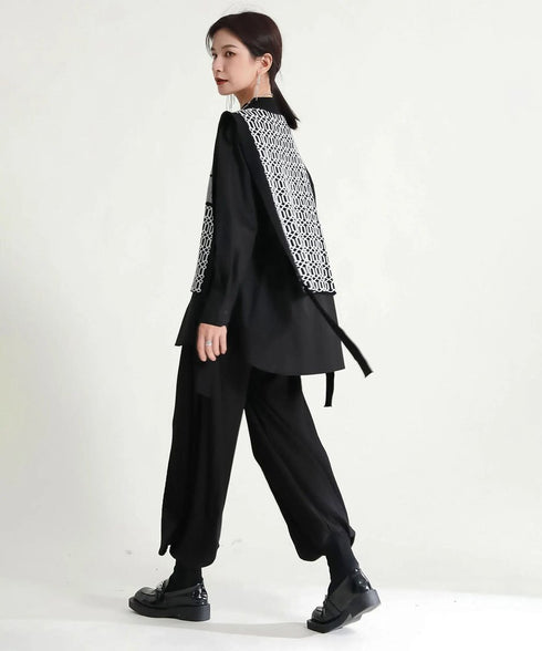 Geometric Jacquard Knit Vest